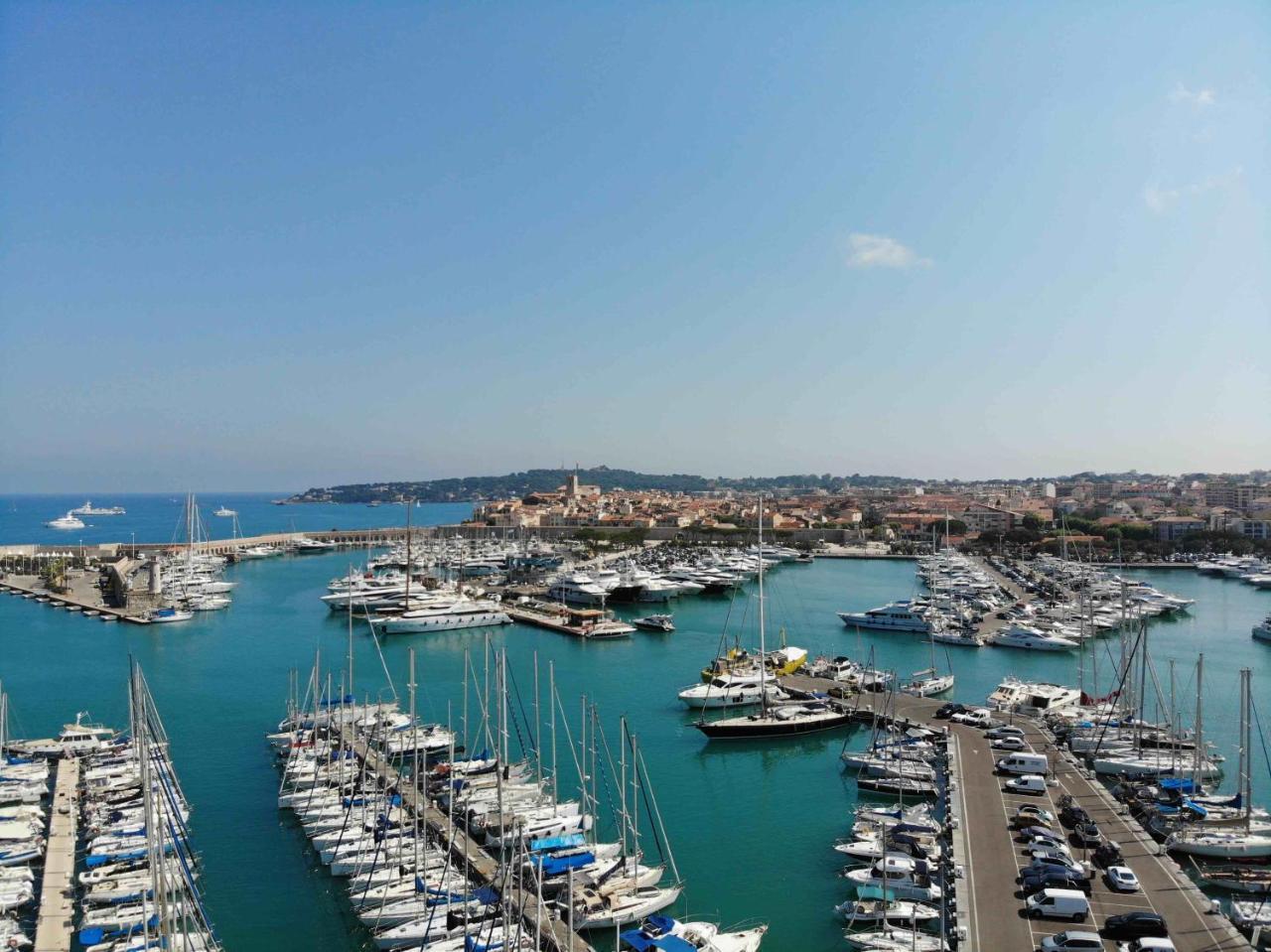 Apartment Stunning 2-bedroom & Panoramic Sea View -stayinantibes- 54 Soleau